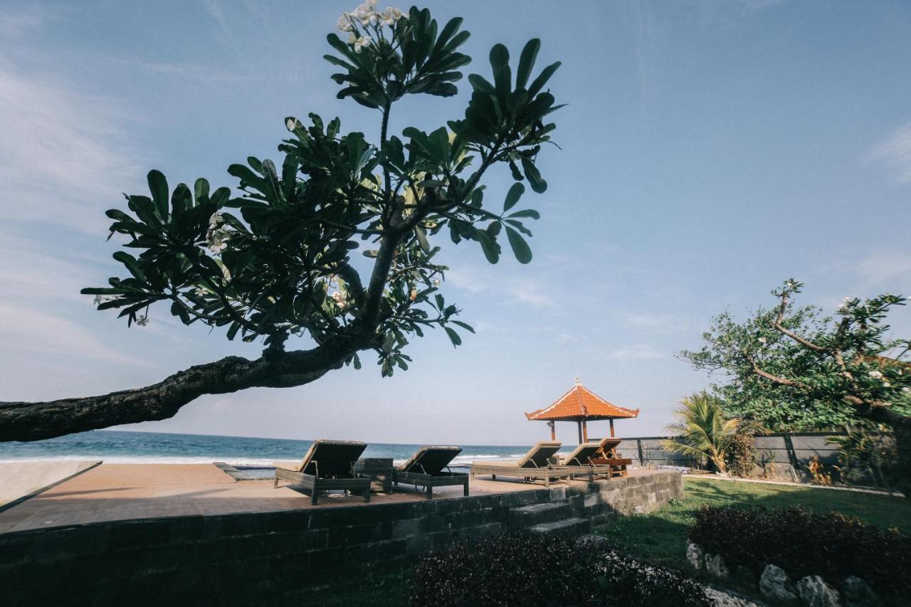 Cave Beach Bungalow Managed KarangGroup Semaya Bagian luar foto