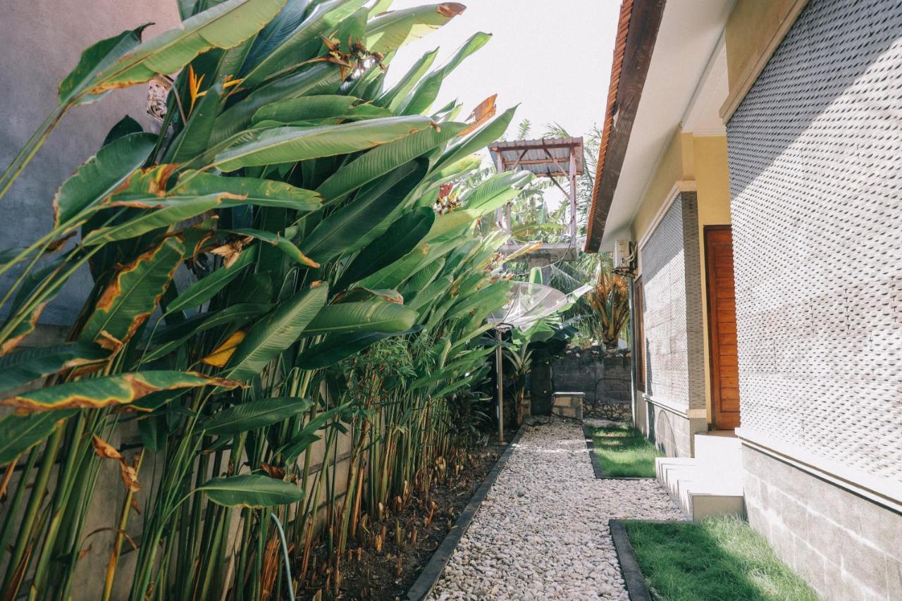 Cave Beach Bungalow Managed KarangGroup Semaya Bagian luar foto