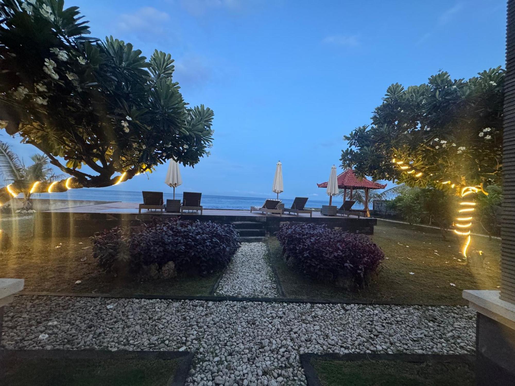 Cave Beach Bungalow Managed KarangGroup Semaya Bagian luar foto